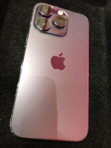 iPhone14Pro背面パネルガラスコーティング後