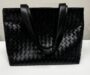 【Bottega Veneta 黒トートバッグをガラスコーティング施工】擦れ・型崩れ・雨対策に｜グラシオン渋谷道玄坂店