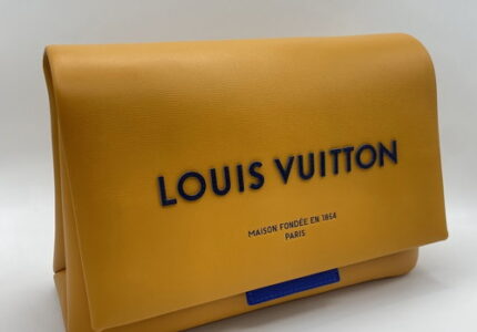 LOUIS VUITTON(ルイ・ヴィトン) テイクアウト・メッセンジャー